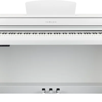 Yamaha Digital Piano Clavinova CLP-735 White 88-Key GrandTouch-S