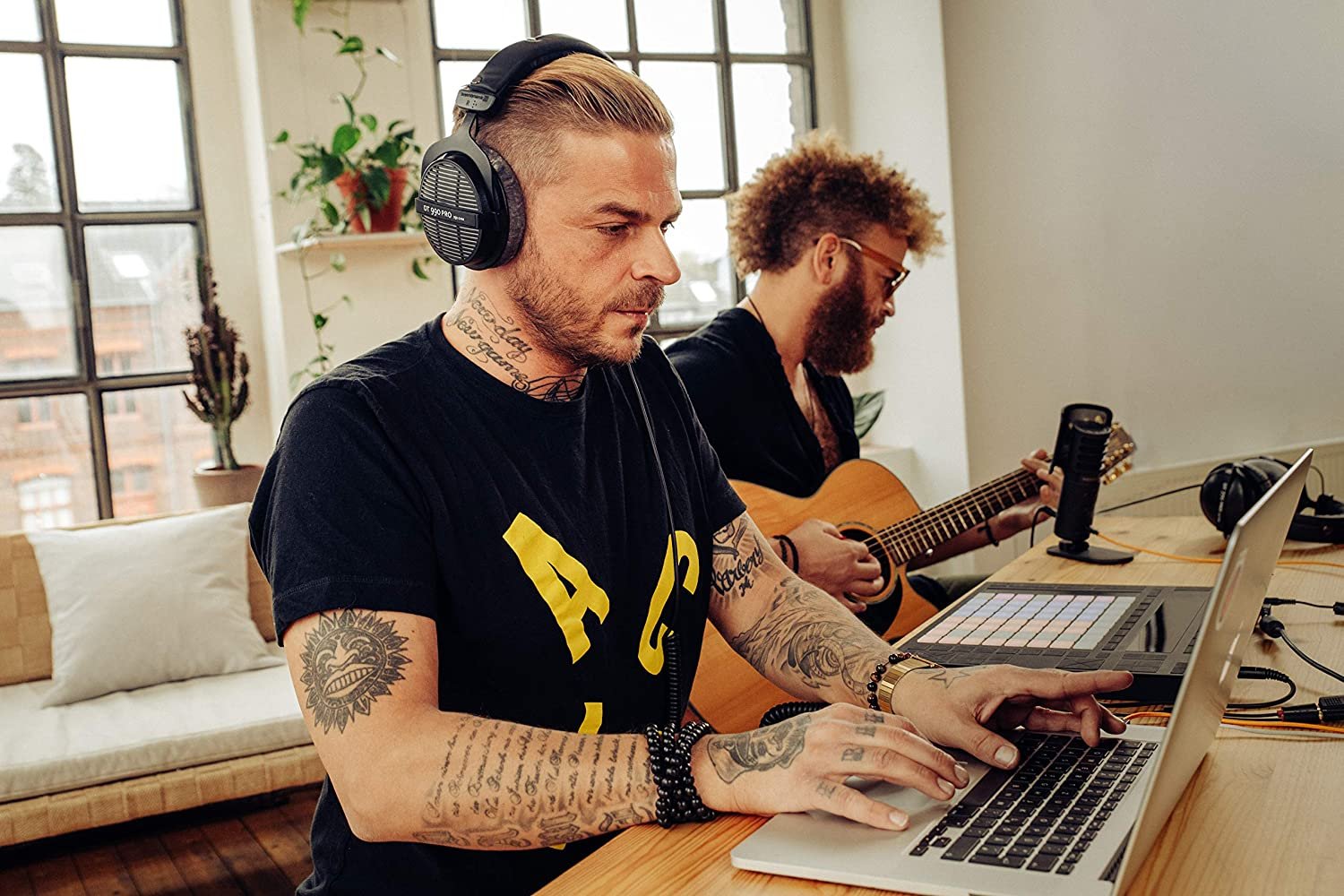 Beyerdynamic Over-Ear Headphones DT 990 PRO 250 Ohms Open-Back Studio Use - Image 4