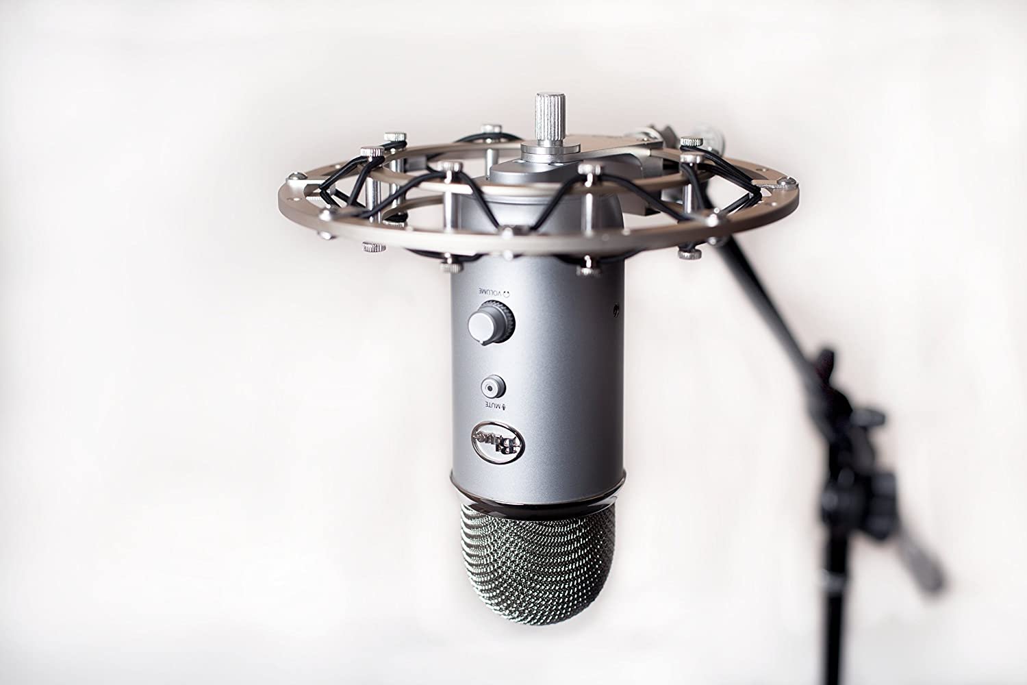Blue Microphones Radius II Shock Mount for Yeti and Yeti Pro with Noise Isolation - Image 4