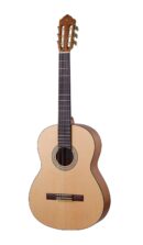 Yamaha Classical Guitar C40M Full-Size Spruce Top Gloss Finish