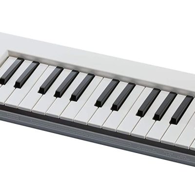 Yamaha Keytar SHS-300 37-Key Digital Keyboard with Chord Tracker App - White