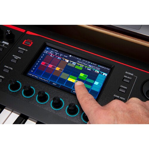 Roland Fantom-06 61-Key Music Workstation Keyboard - Image 4